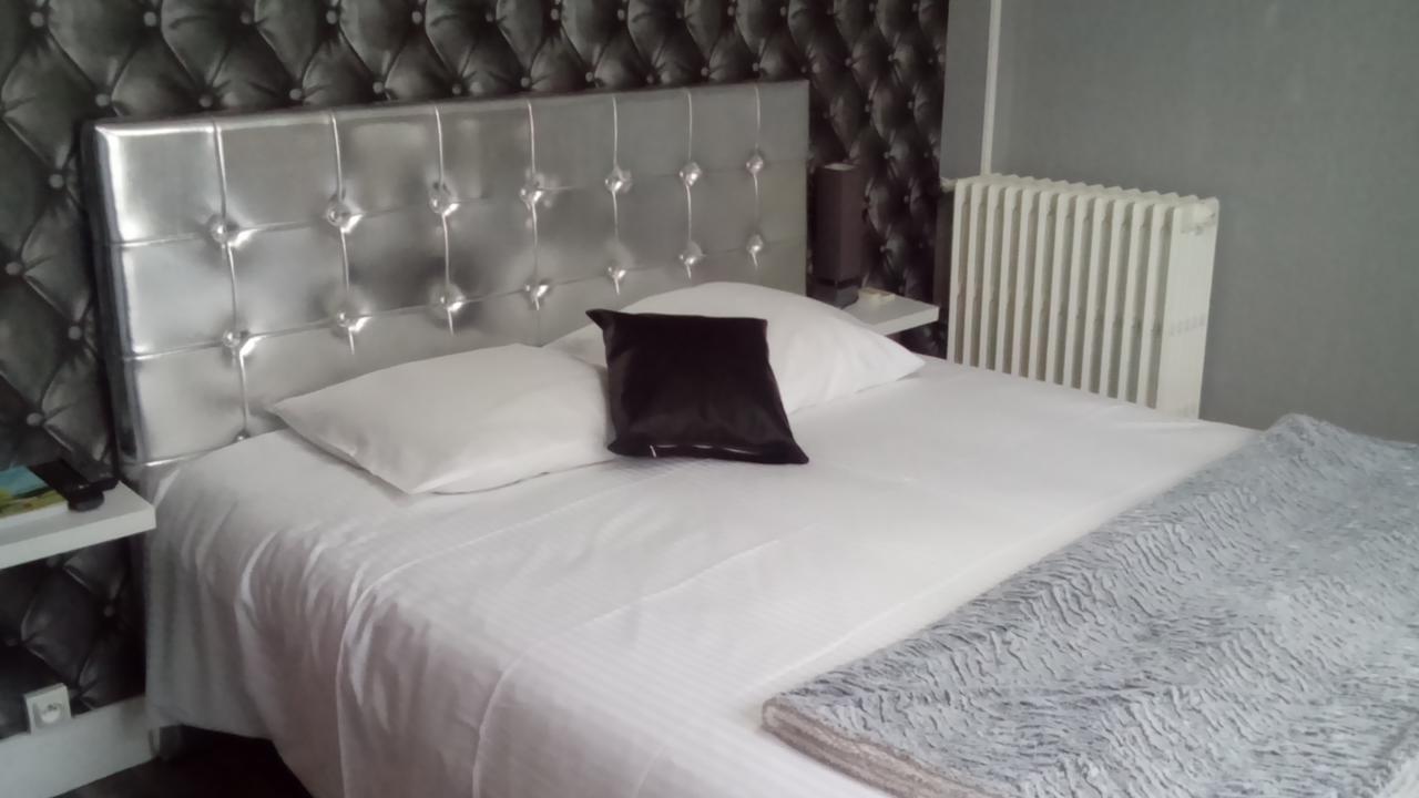 Hotel Saint-Michel Оне-сюр-Одон Экстерьер фото